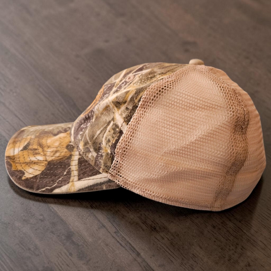 Vintage Duck Commander Trucker Cap – The Game – Realtree Camo / Mesh – Size XL/XXL