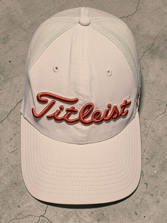 Titleist x New Era Pro V1 Performance Mesh Cap ⛳
