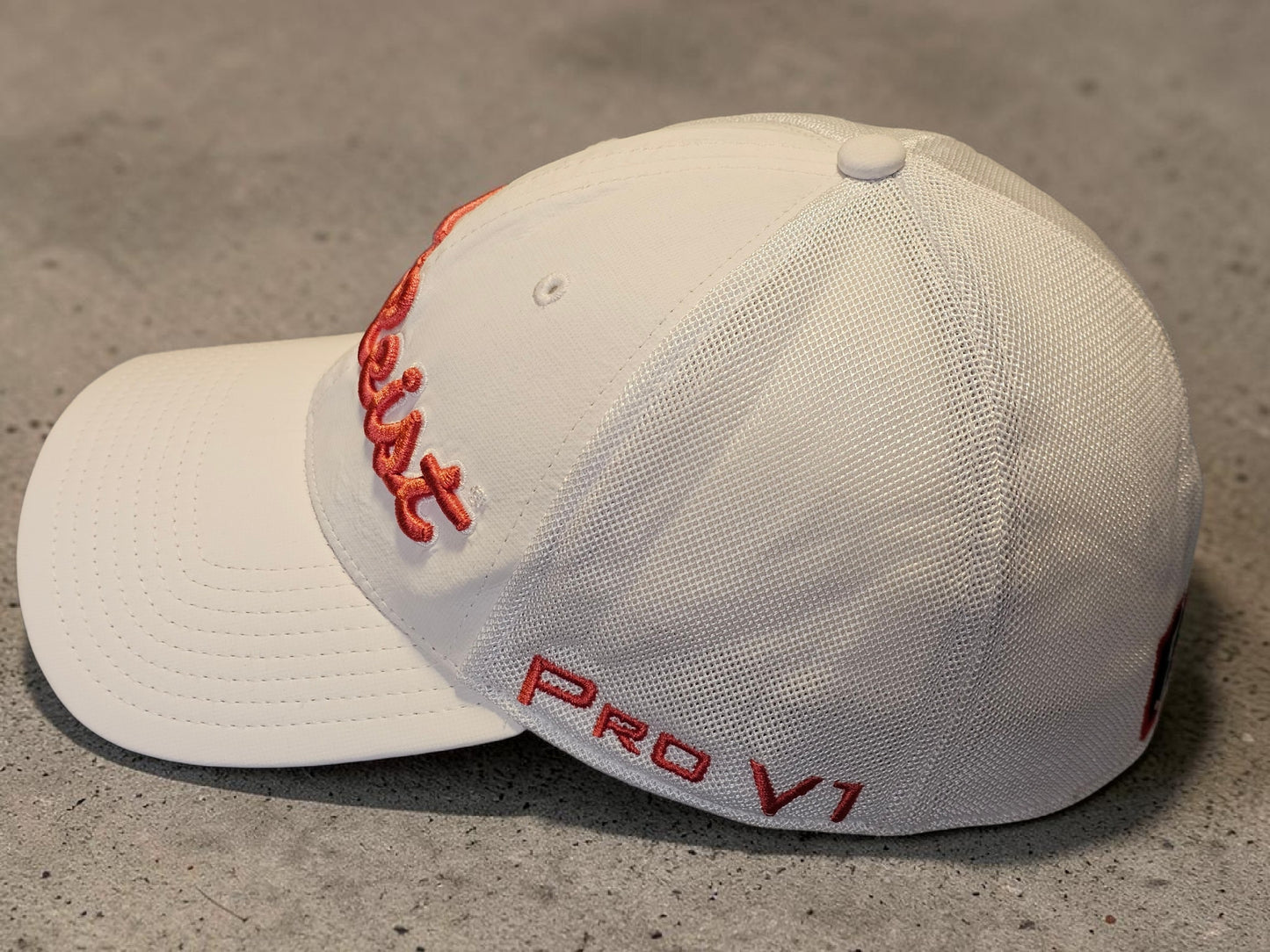 Titleist x New Era Pro V1 Performance Mesh Cap ⛳