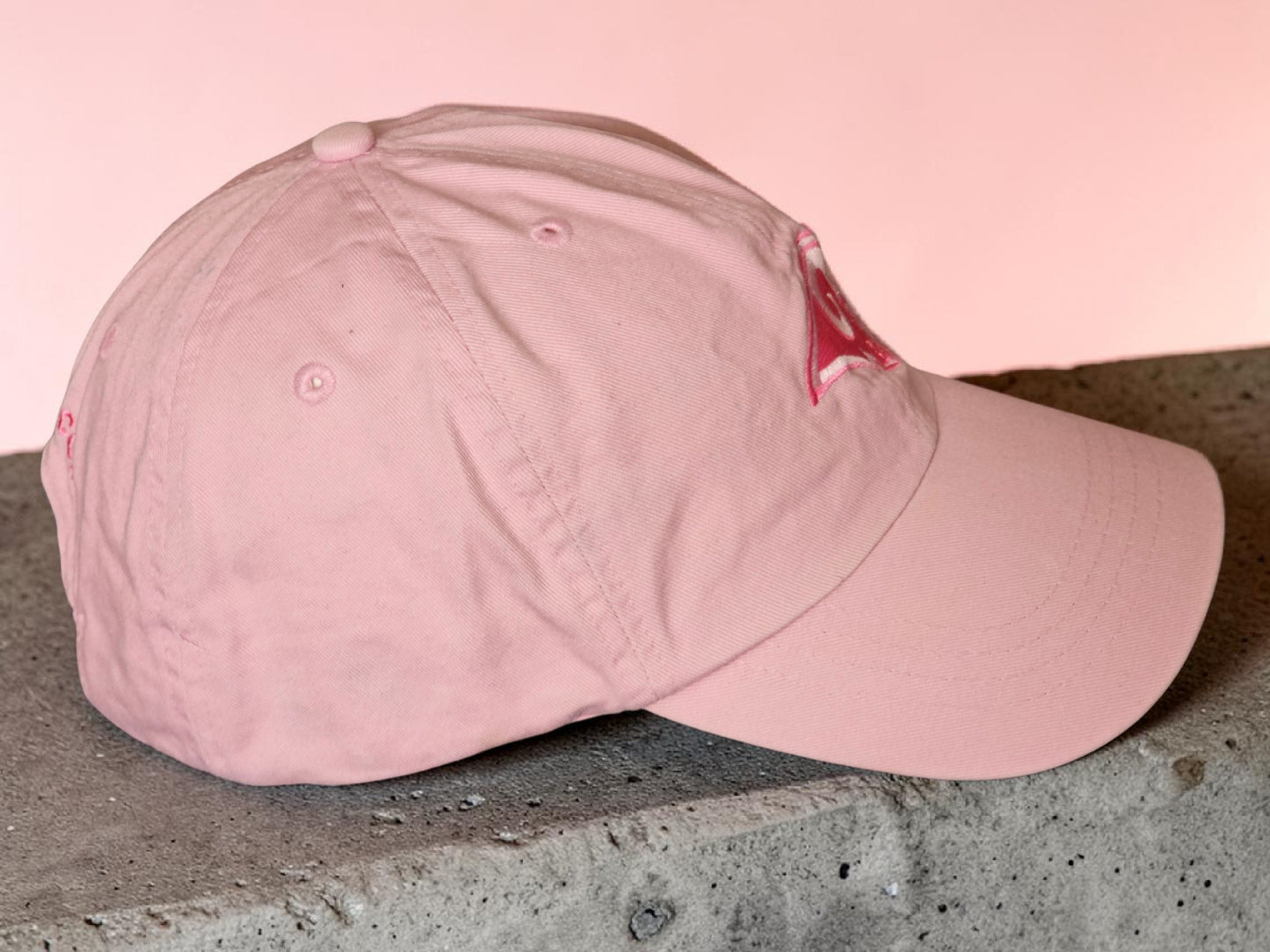 🏈 Vintage NFL St. Louis Rams „Breast Cancer Awareness“ Cap – Reebok 🏈Deadstock