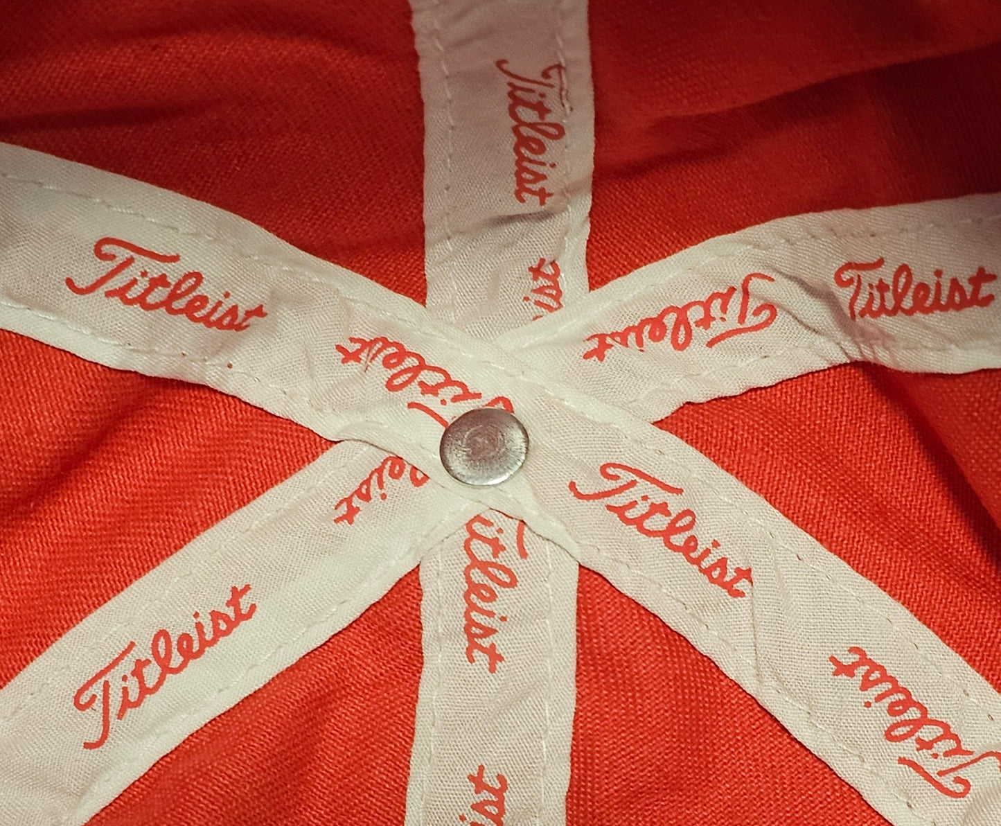 🧢 Titleist Golf Cap – Vintage Style Pro V1 & FootJoy Edition